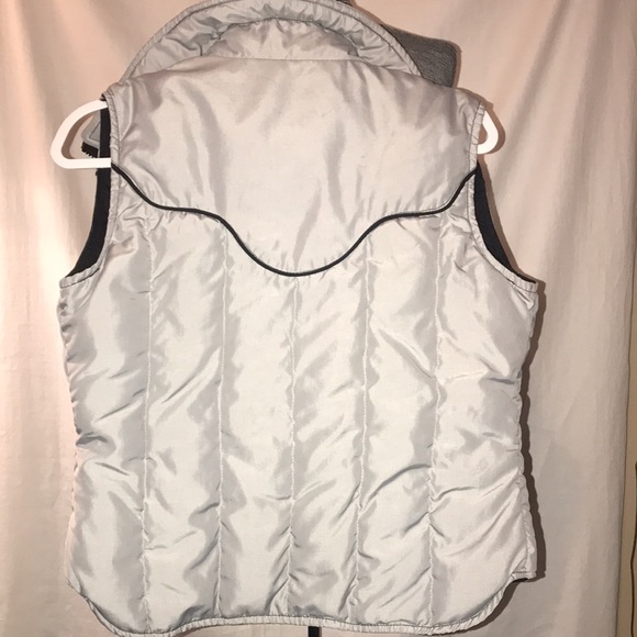 Gerry Outdoor Sports Women’s Down Puffer Vest - Gray with Black inside lining. S - Picture 6 of 6